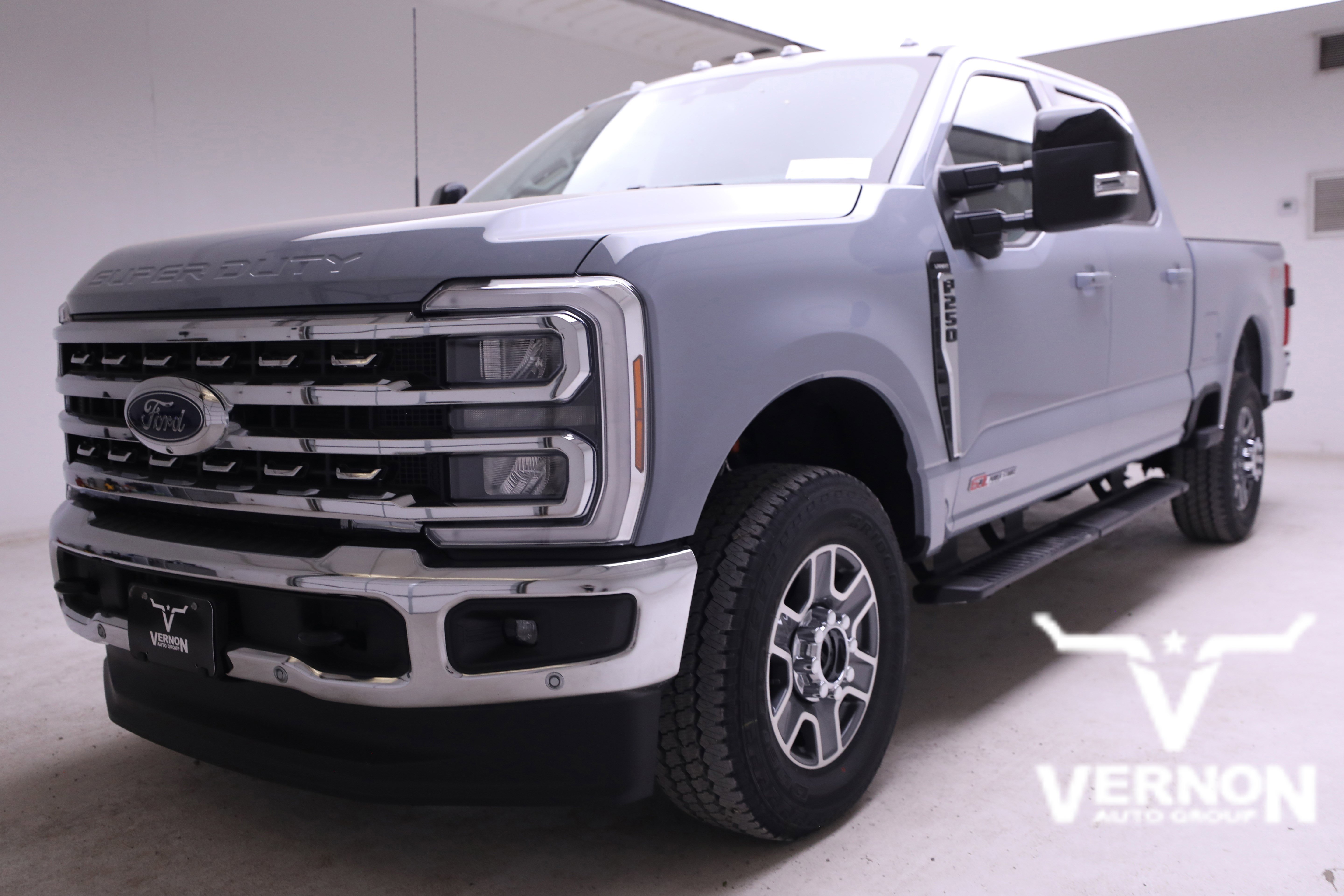 New 2026 Ford F250 Lariat w/ Lariat Premium Package