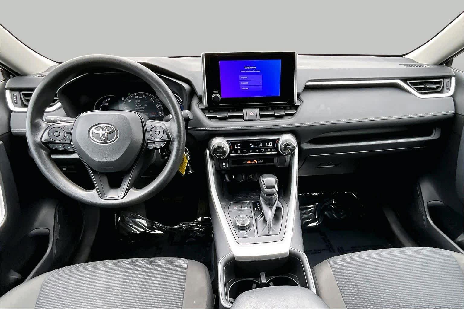 Used 2025 Toyota RAV4 LE AWD/4WD image 15