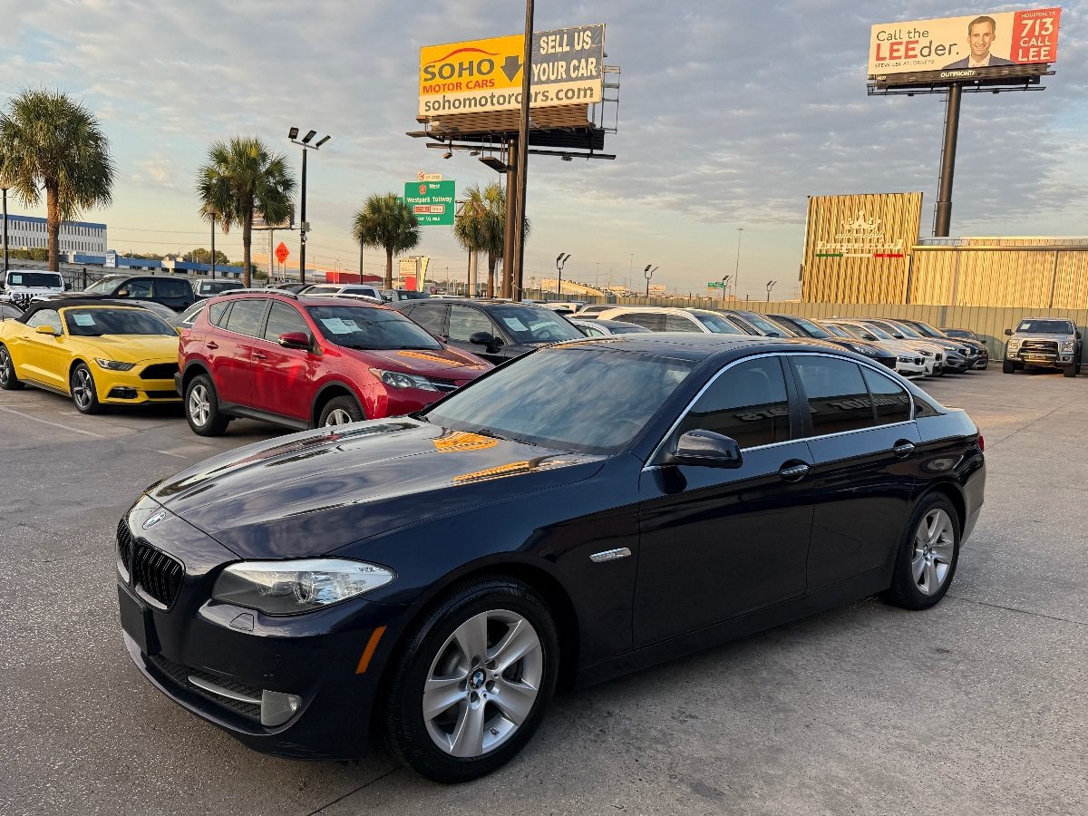 Used 2013 BMW 528i xDrive Sedan AWD/4WD image 9