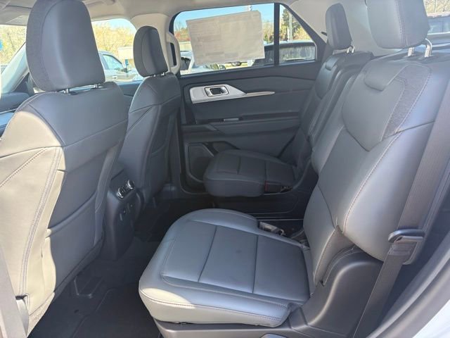 New 2026 Ford Explorer Active w/ Active Comfort Package AWD/4WD image 25