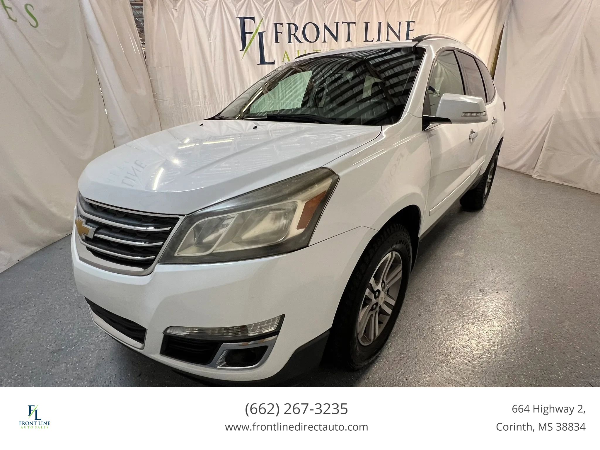 Used 2016 Chevrolet Traverse LT FWD image 3