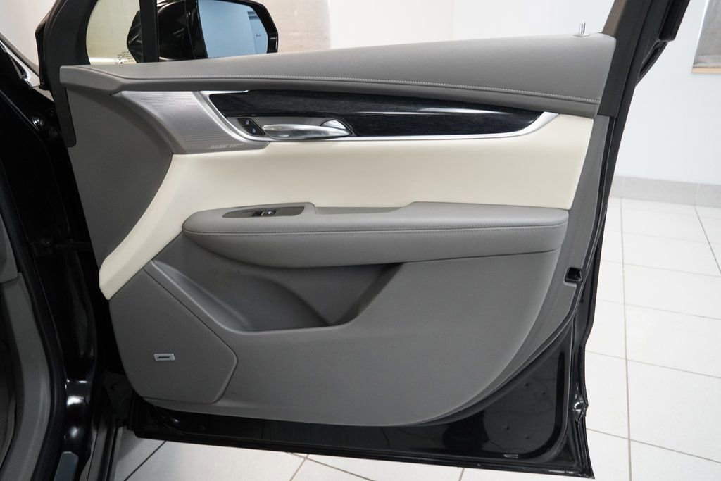 Used 2023 Cadillac XT6 Premium Luxury image 35