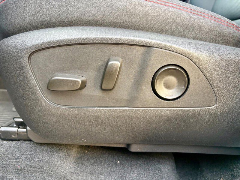 Used 2024 Chevrolet Traverse RS w/ LPO, Floor Liner Package AWD/4WD image 36
