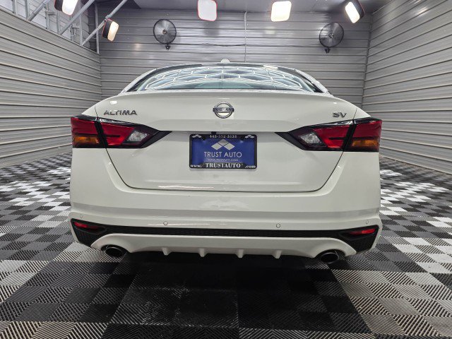 Used 2022 Nissan Altima 2.5 SV w/ SV Premium Package FWD image 6