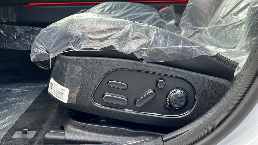 New 2026 Genesis G90 3.5T Prestige image 22