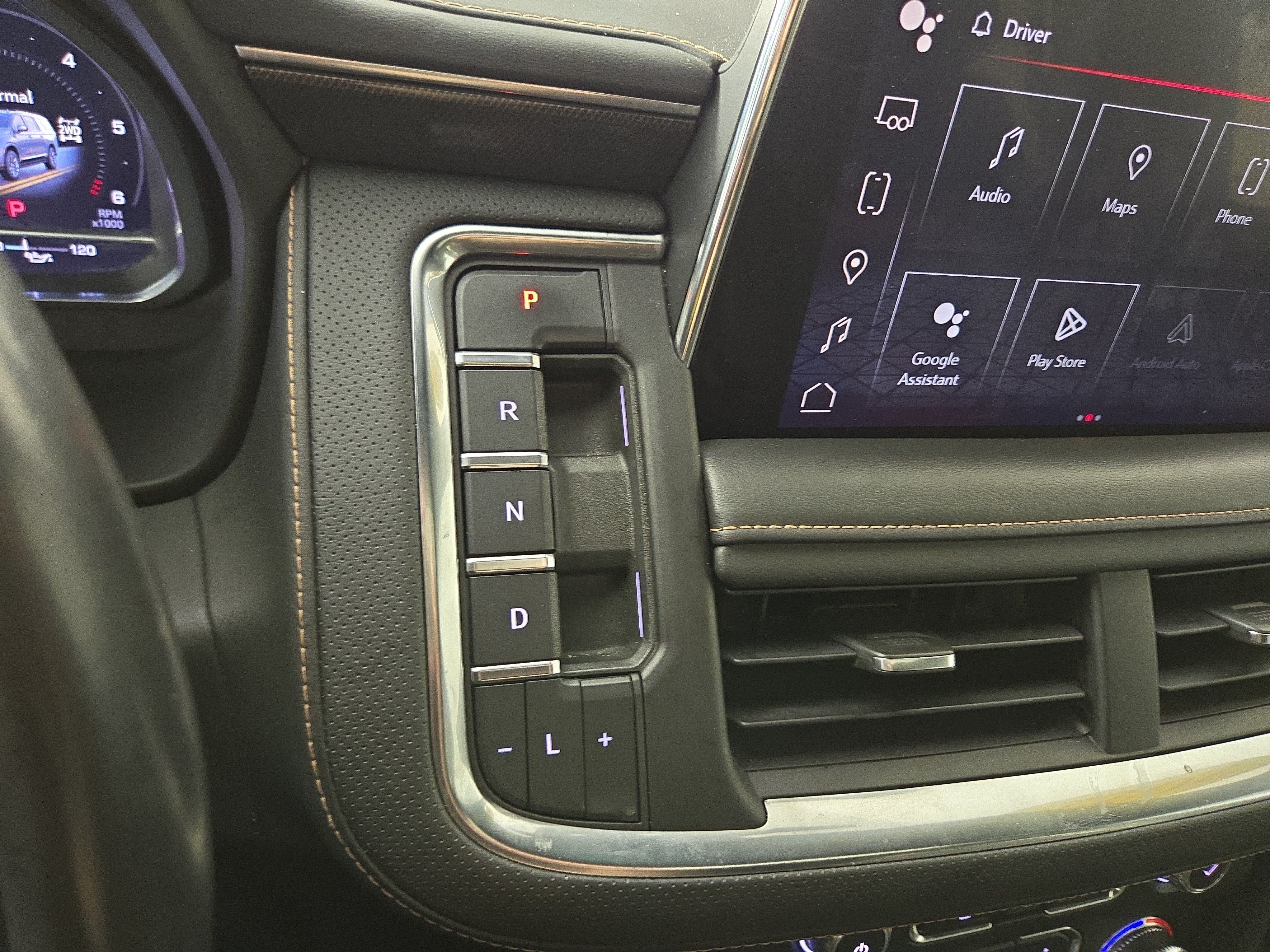 Used 2022 GMC Yukon XL AT4 AWD/4WD image 25
