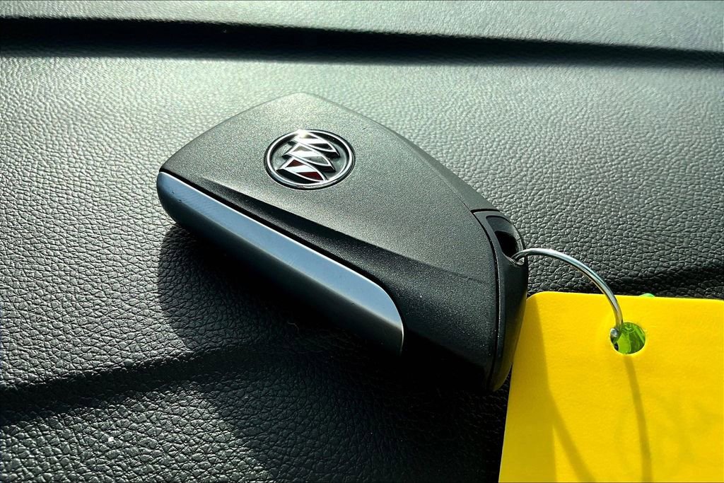 Used 2021 Buick Envision Avenir image 14