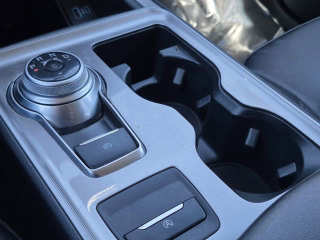 Used 2024 Ford Edge SEL image 16