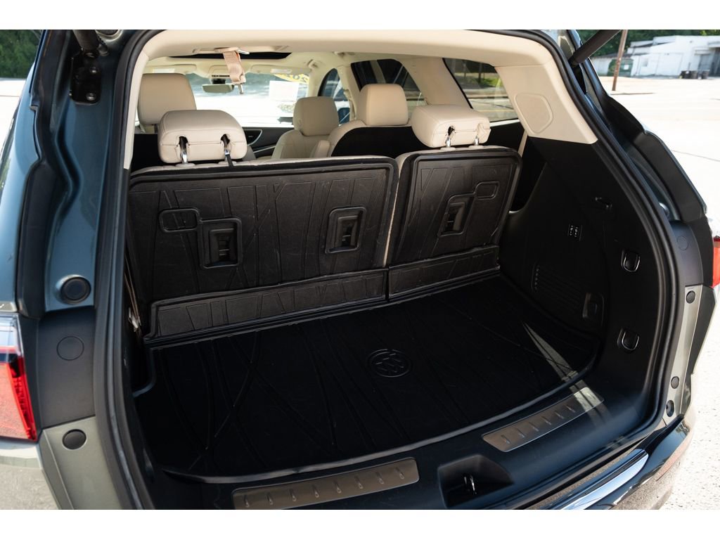 Used 2022 Buick Enclave Premium w/ Experience Buick Package FWD image 35