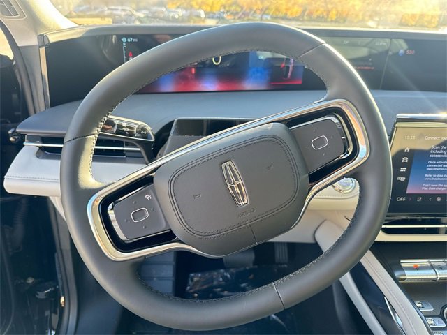 New 2026 Lincoln Nautilus Premier image 14