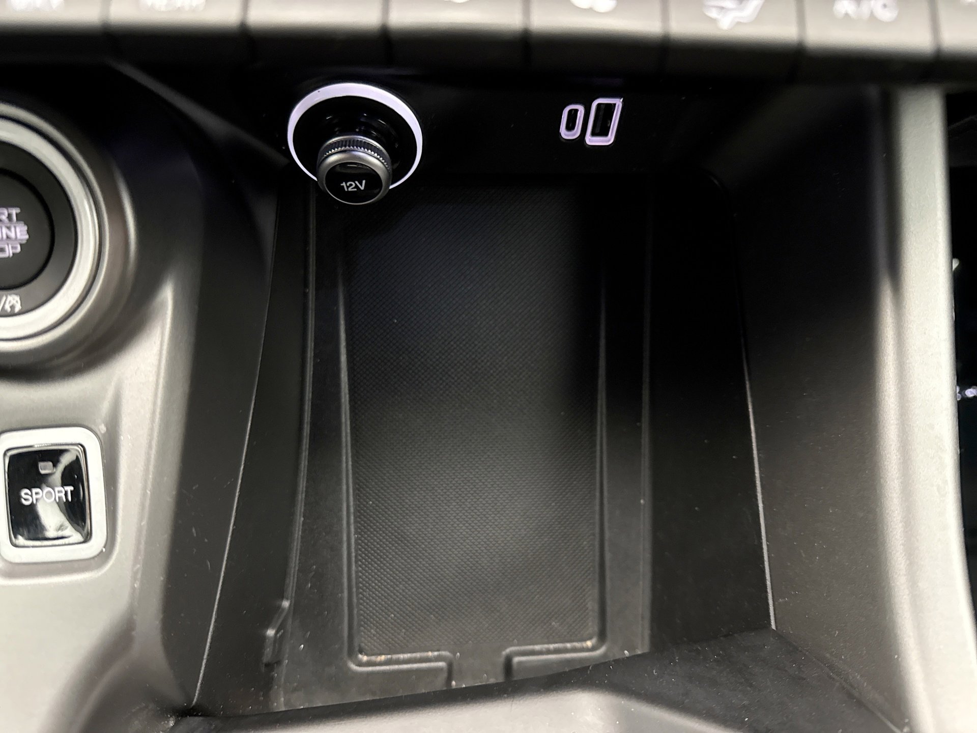 Used 2024 Dodge Hornet R/T image 16