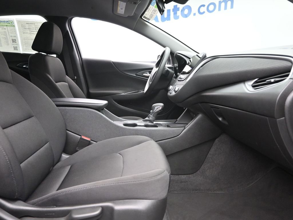 Used 2024 Chevrolet Malibu LT image 7