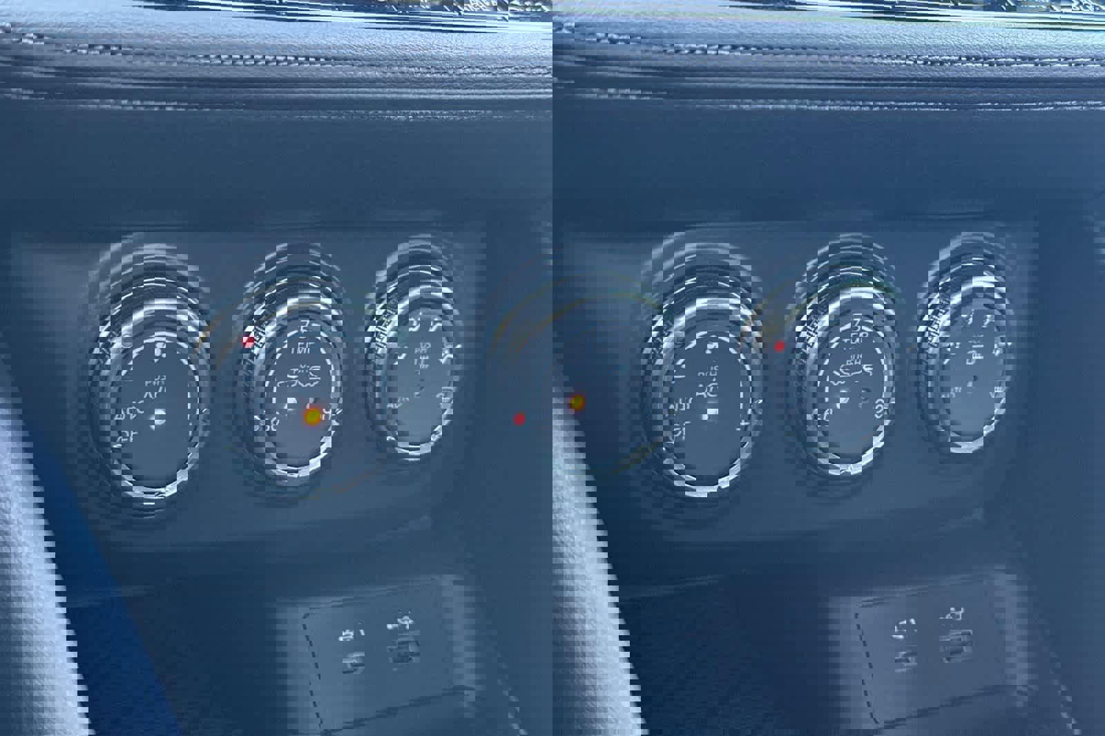 Used 2024 Nissan Z Performance w/ Floor Mat Package image 18