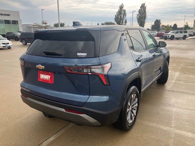 Used 2025 Chevrolet Equinox LT AWD/4WD image 9