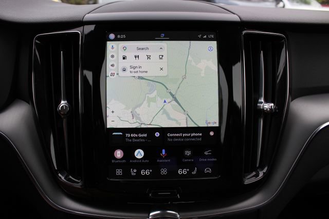 Certified 2023 Volvo XC60 B5 Core w/ Climate Package AWD/4WD image 31
