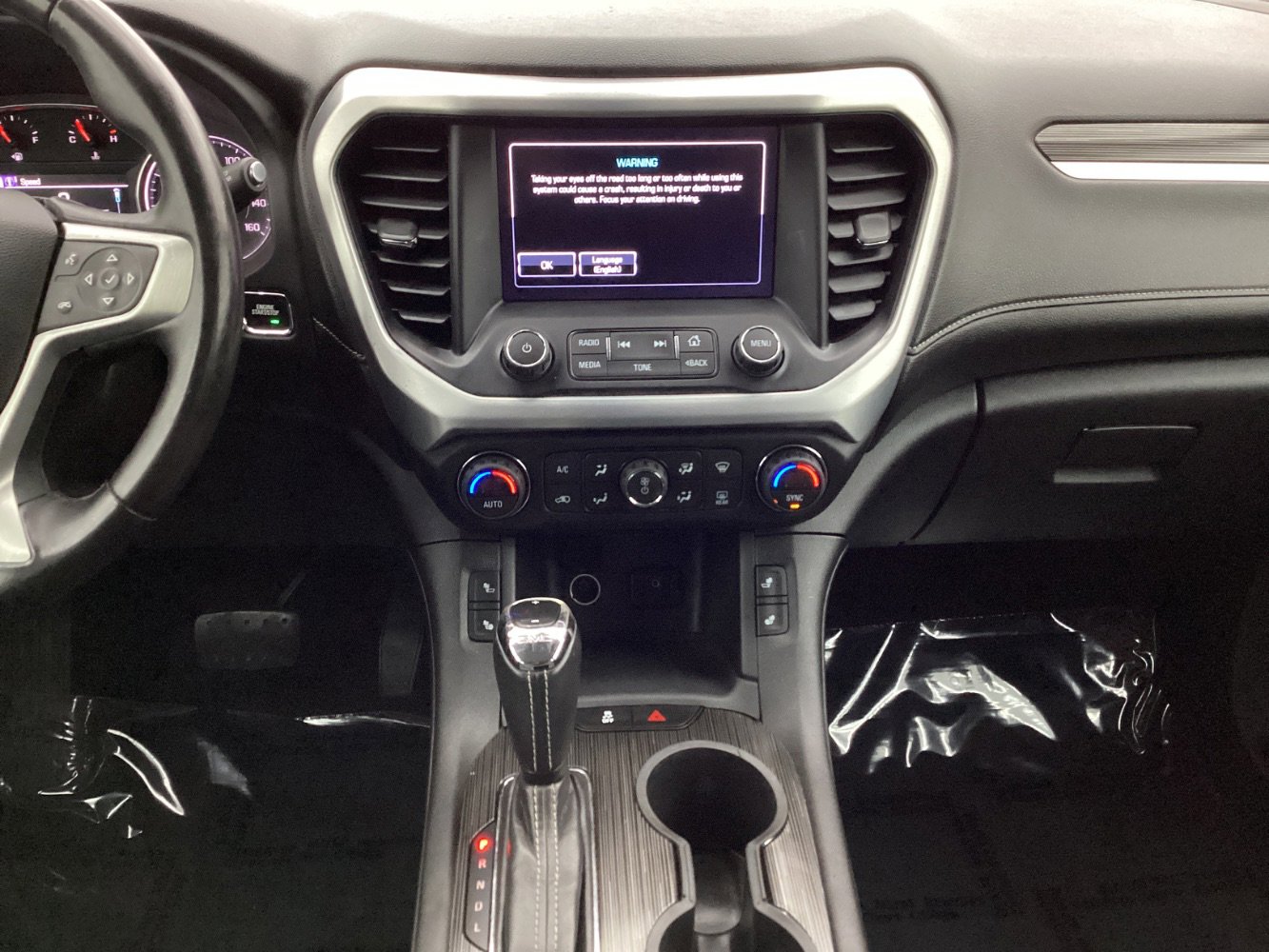 Used 2017 GMC Acadia SLT AWD/4WD image 30