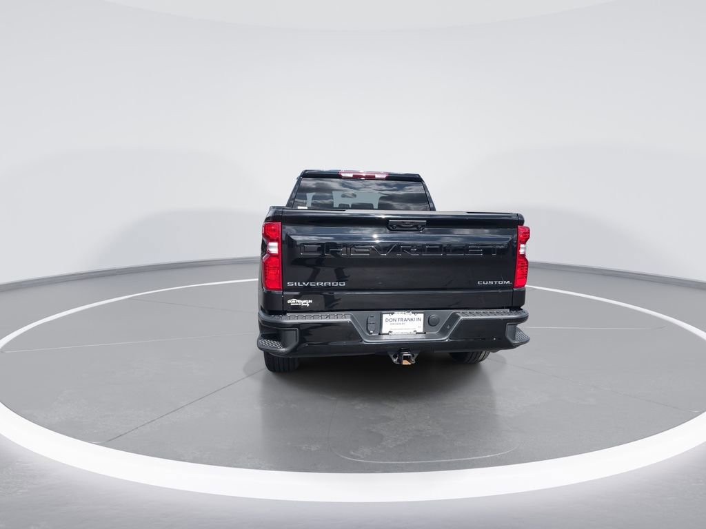 Used 2024 Chevrolet Silverado 1500 Custom image 7