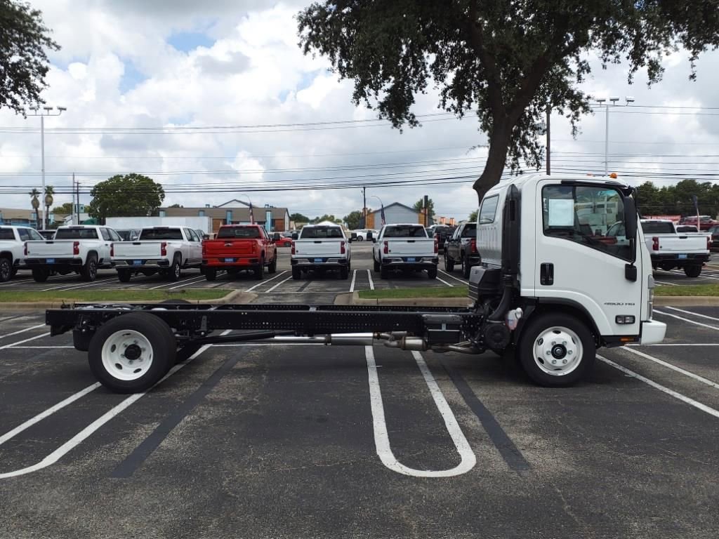 New 2025 Chevrolet Low Cab Forward RWD image 3