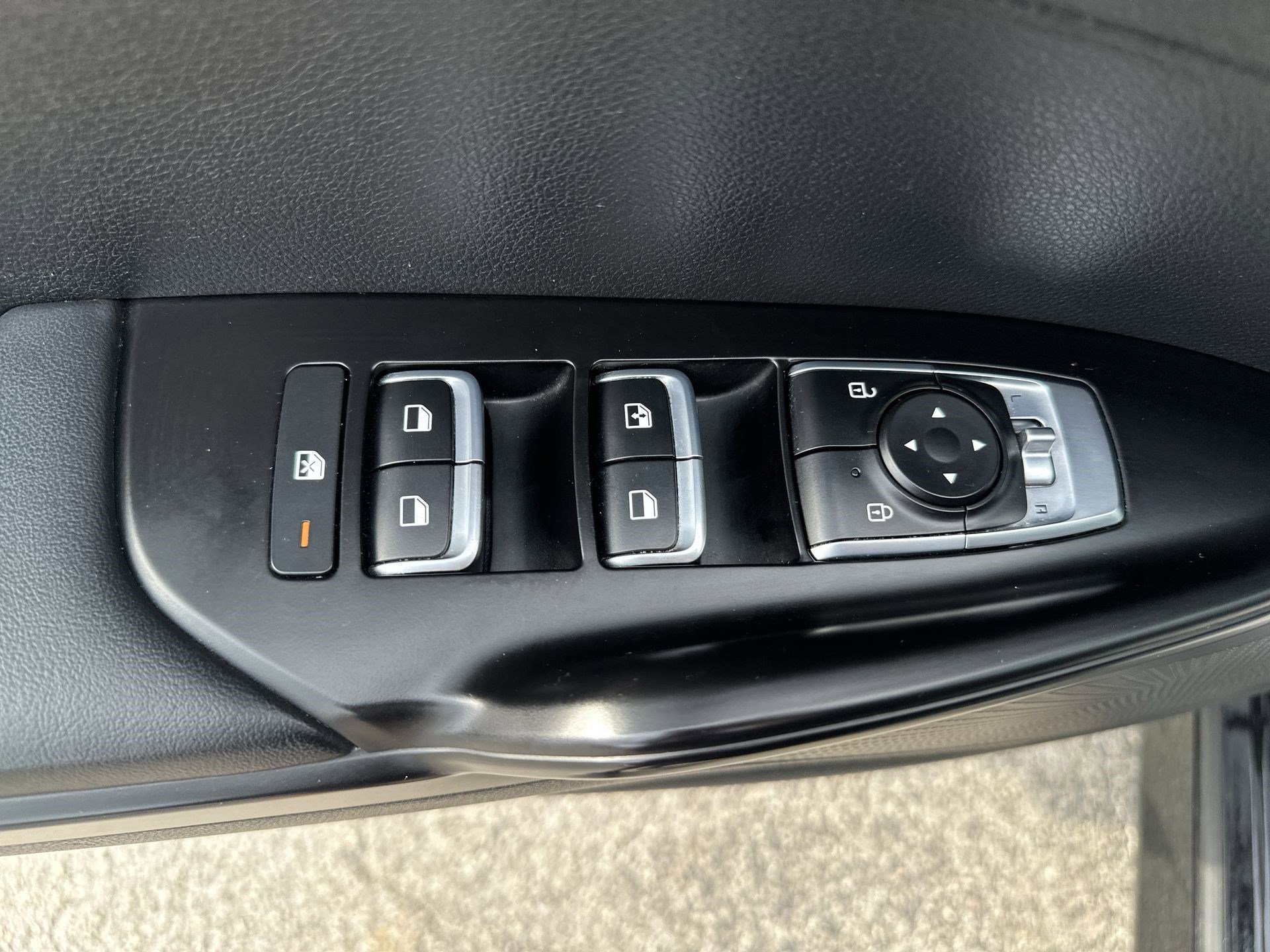 Used 2024 Kia K5 GT-Line w/ GT-Line Premium Package image 15