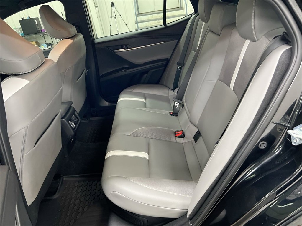 Used 2025 Toyota Camry SE image 22