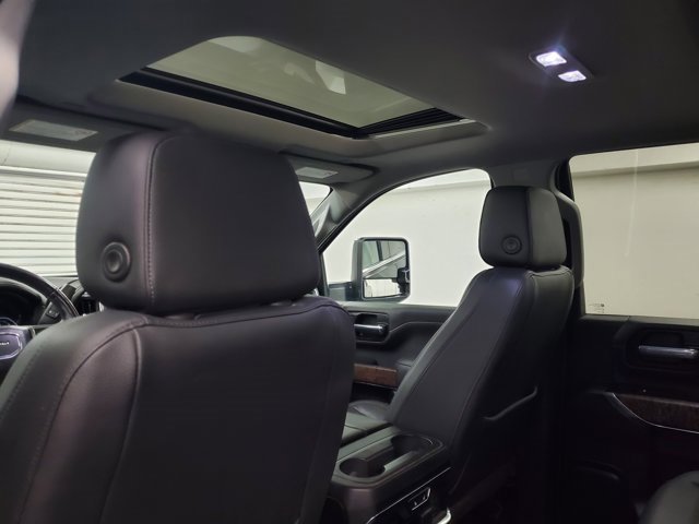 Used 2020 GMC Sierra 2500 Denali w/ Denali Ultimate Package image 11
