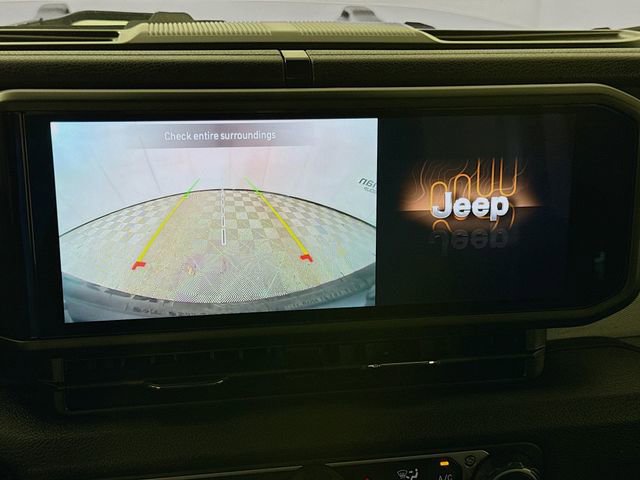 Used 2024 Jeep Wrangler Sport S image 13