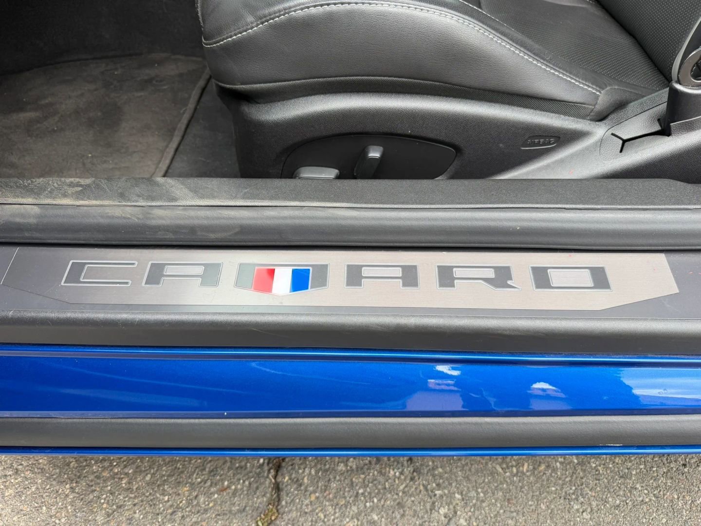 Used 2018 Chevrolet Camaro SS RWD image 10