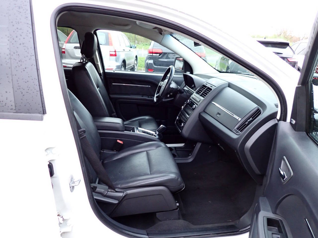 Used 2010 Dodge Journey R/T w/ Convenience Group II AWD/4WD image 9