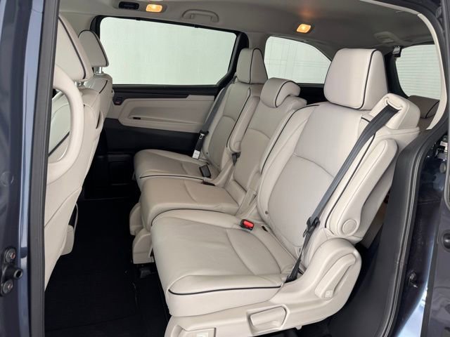 Certified 2026 Honda Odyssey Touring image 35