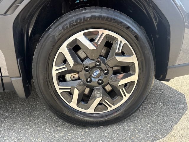 Certified 2025 Subaru Forester Premium AWD/4WD image 22