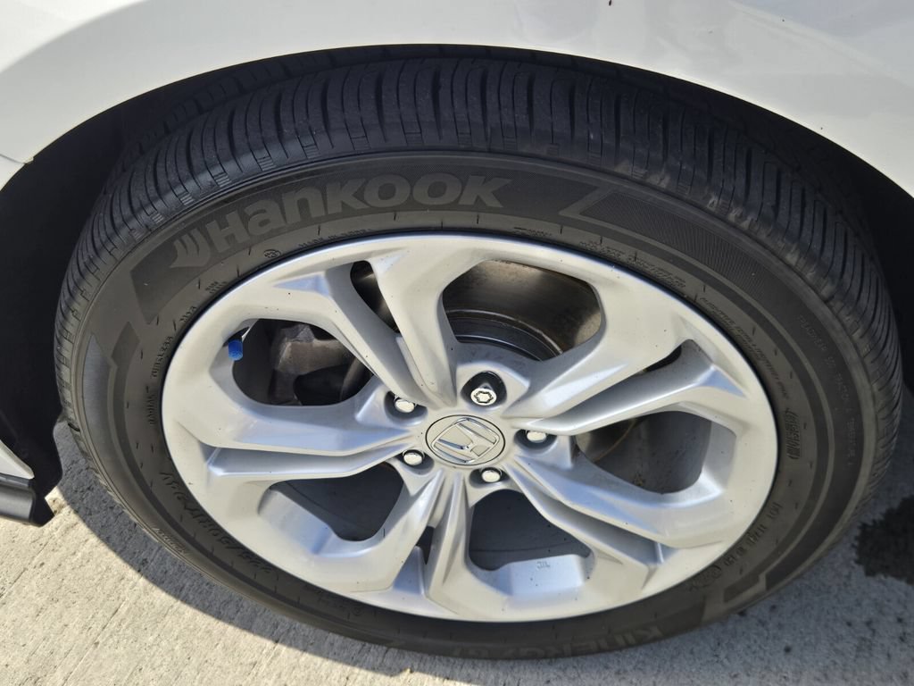 Certified 2024 Honda Accord LX image 9