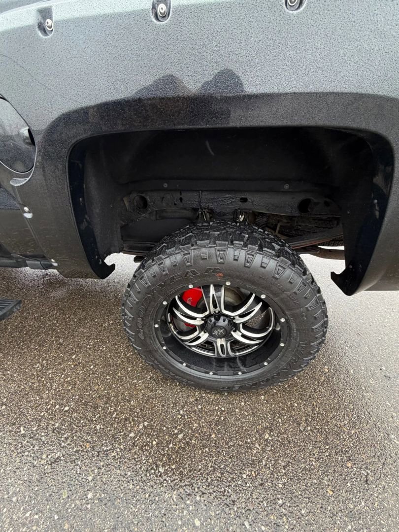 Used 2016 Chevrolet Silverado 1500 LTZ Z71 w/ LTZ Plus Package image 47