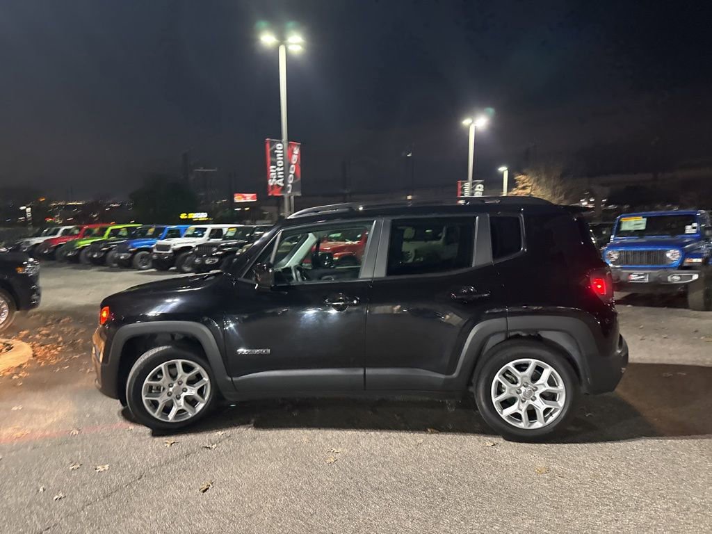 Used 2018 Jeep Renegade Latitude image 39