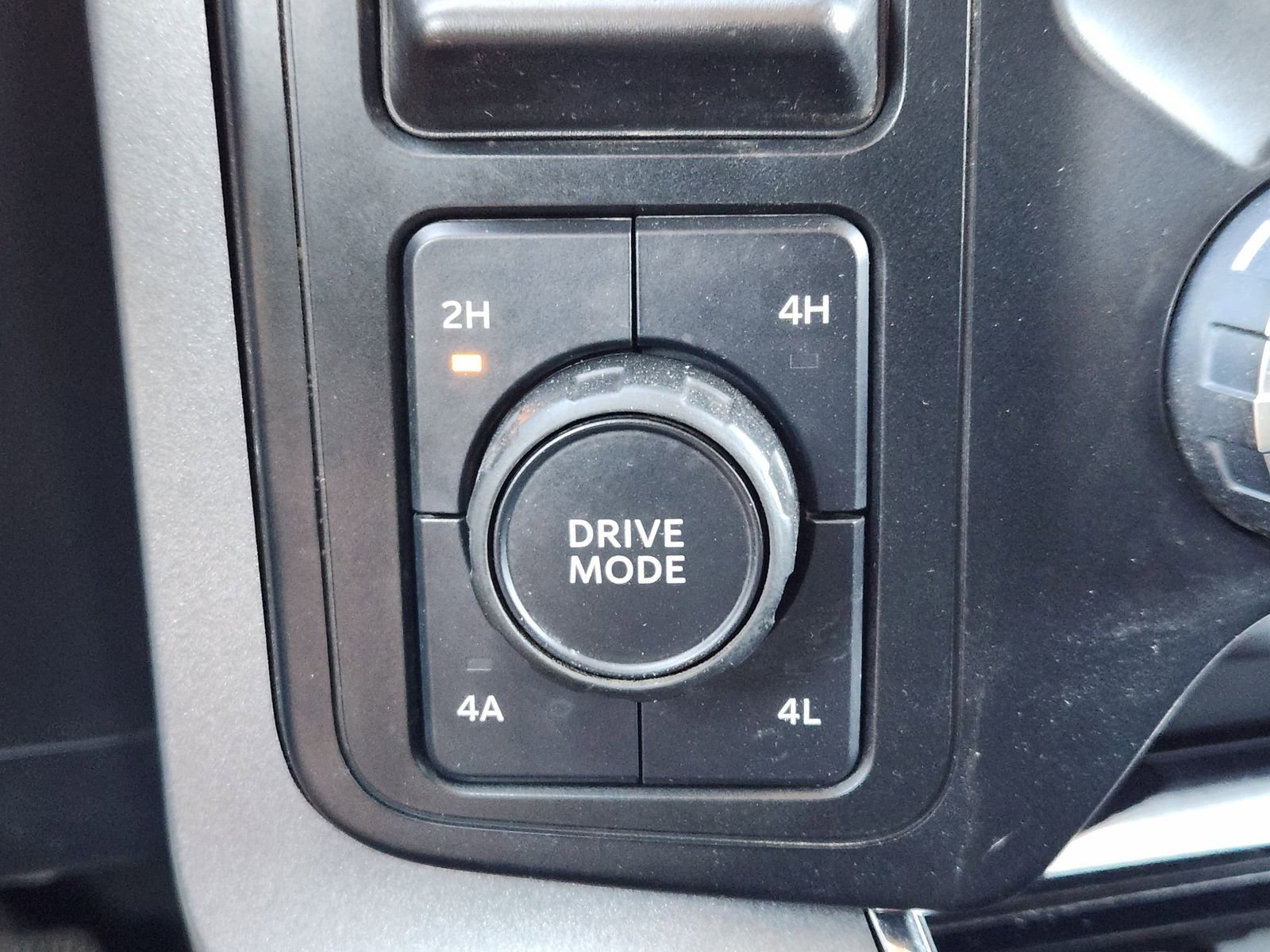 Used 2023 Ford F150 Lariat w/ Equipment Group 502A High image 20