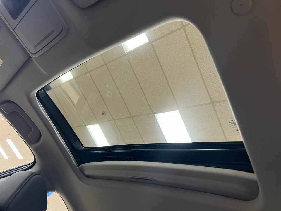 Used 2023 Honda Accord EX-L image 21