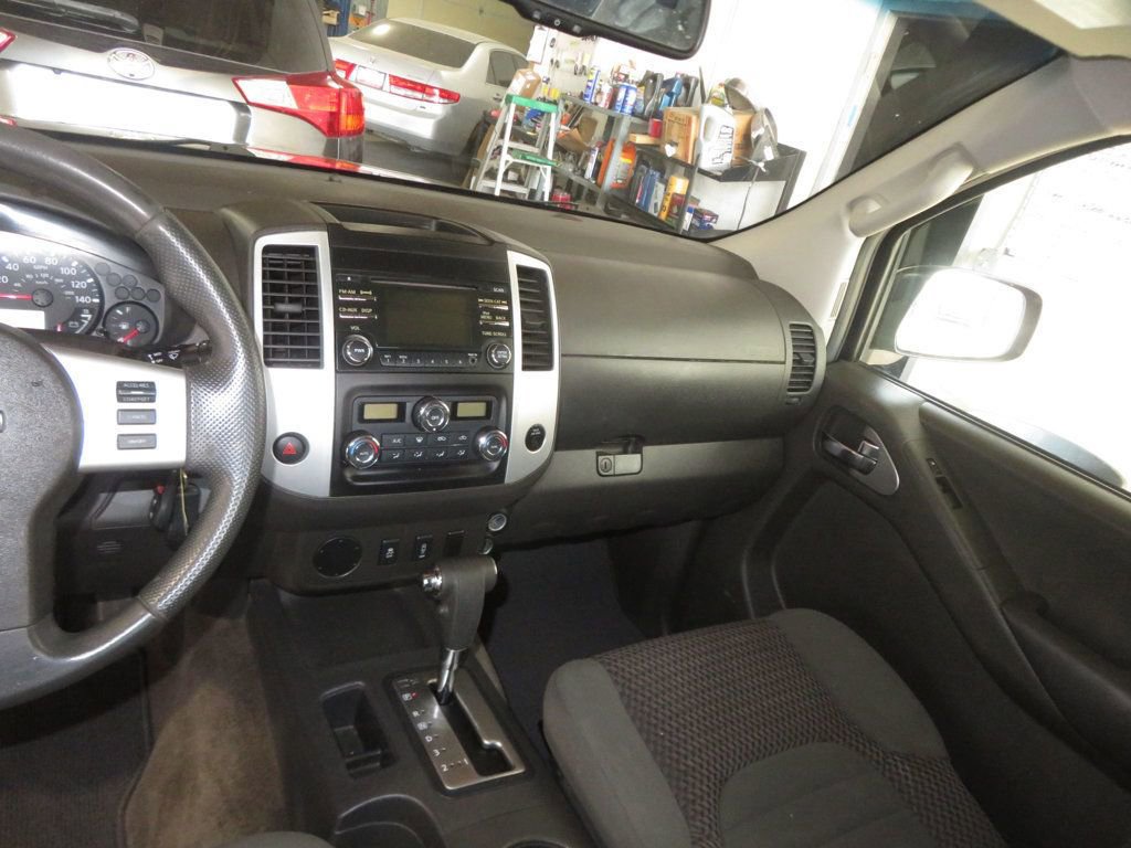 Used 2013 Nissan Frontier SV w/ SV Value Truck Pkg image 35