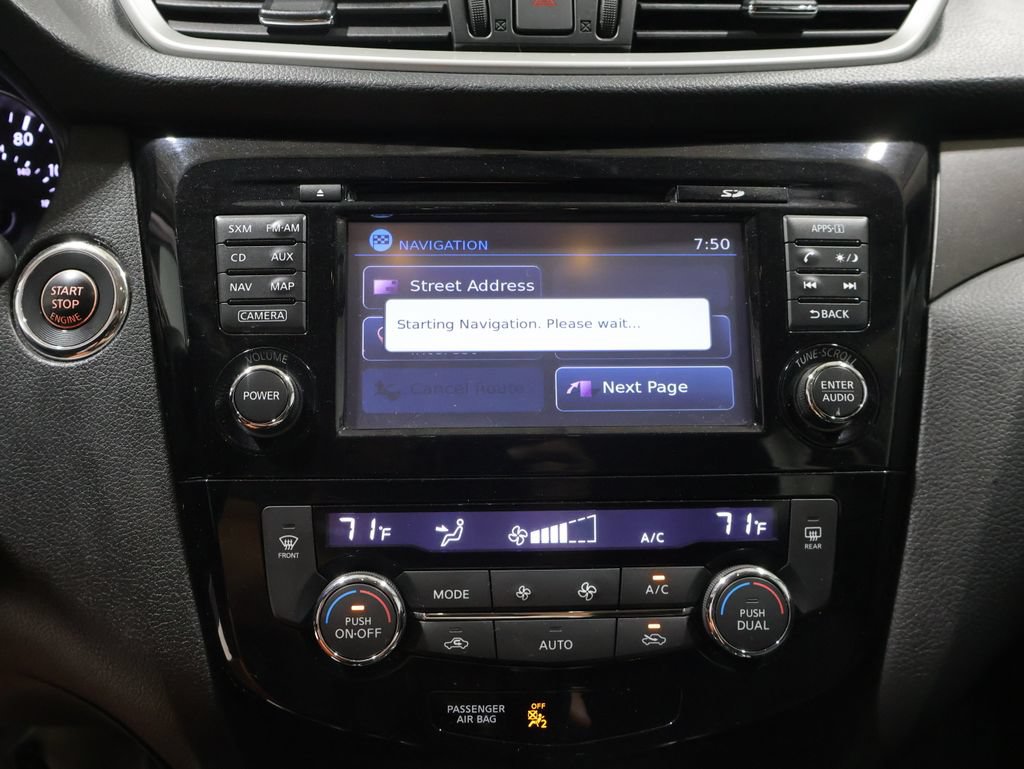 Used 2016 Nissan Rogue SV w/ SV Premium Package AWD/4WD image 27