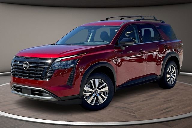 New 2026 Nissan Pathfinder SL image 1