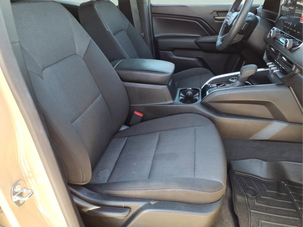 Used 2023 Chevrolet Colorado Trail Boss w/ Advanced Trailering Package AWD/4WD image 13