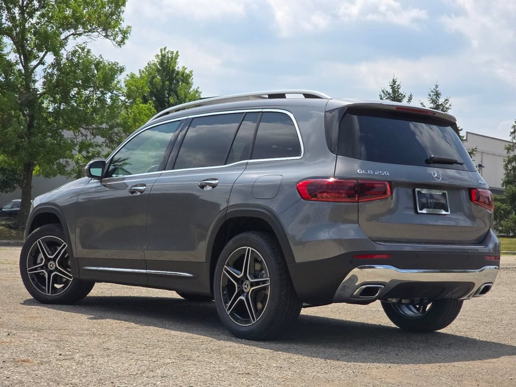 New 2026 Mercedes-Benz GLB 250 4MATIC image 14