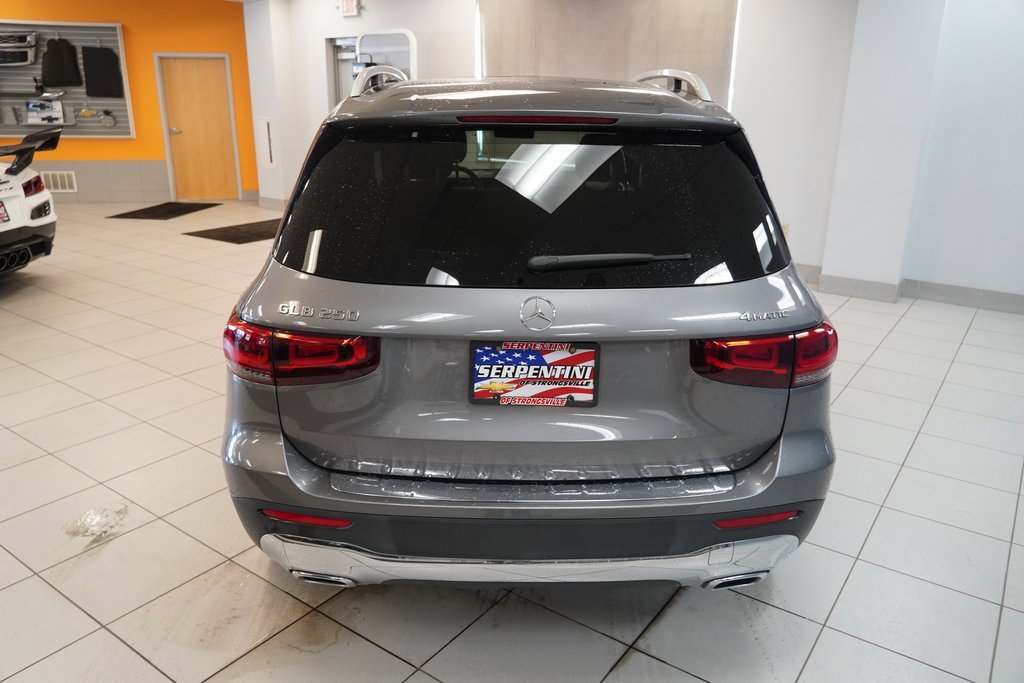 Used 2020 Mercedes-Benz GLB 250 4MATIC image 12