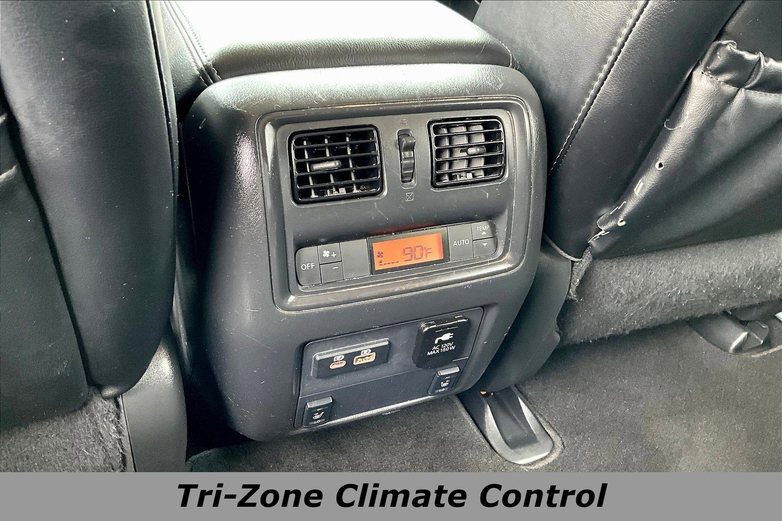 Used 2019 Nissan Pathfinder SL image 10