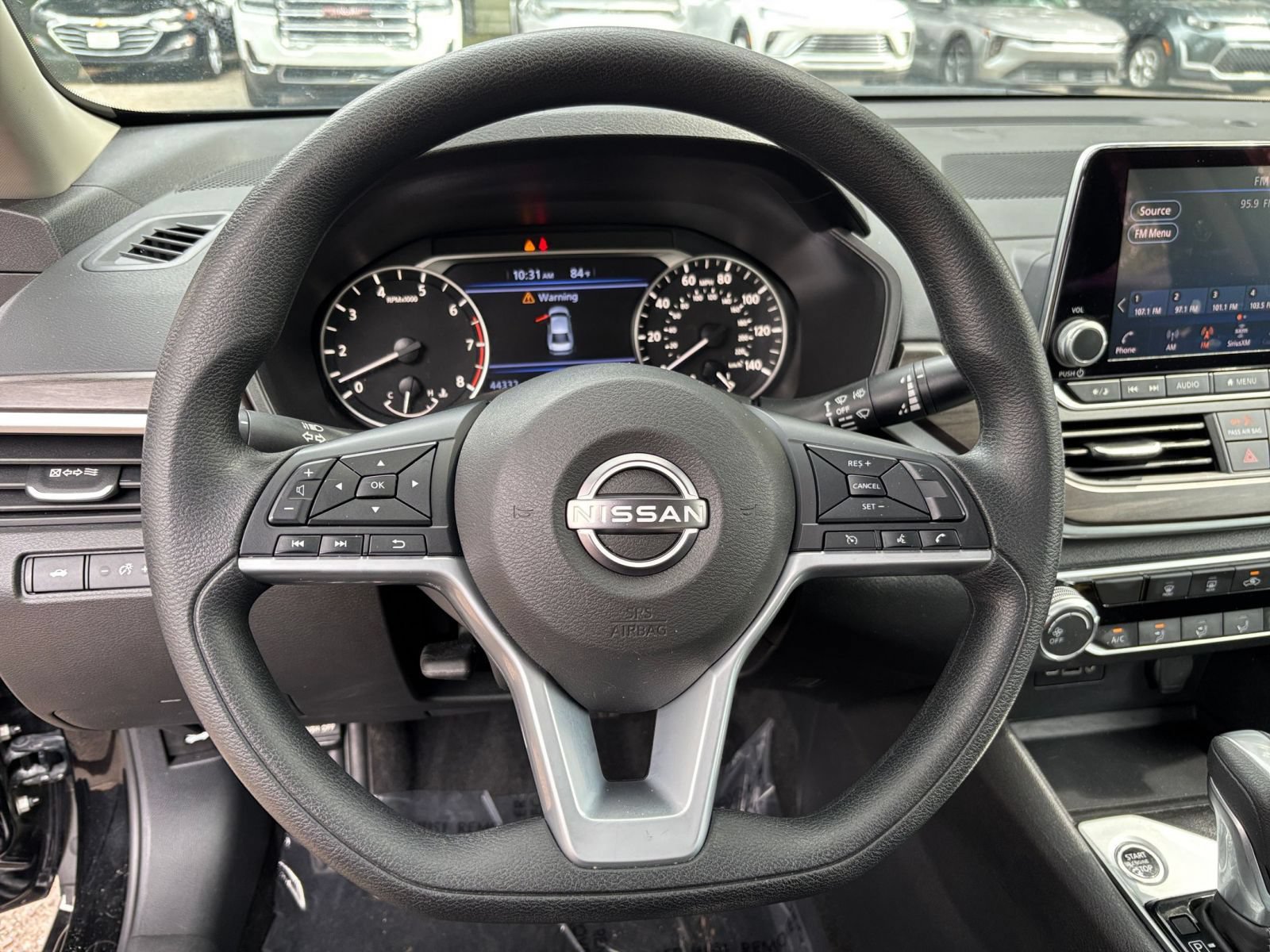 Used 2025 Nissan Altima 2.5 SV FWD image 28