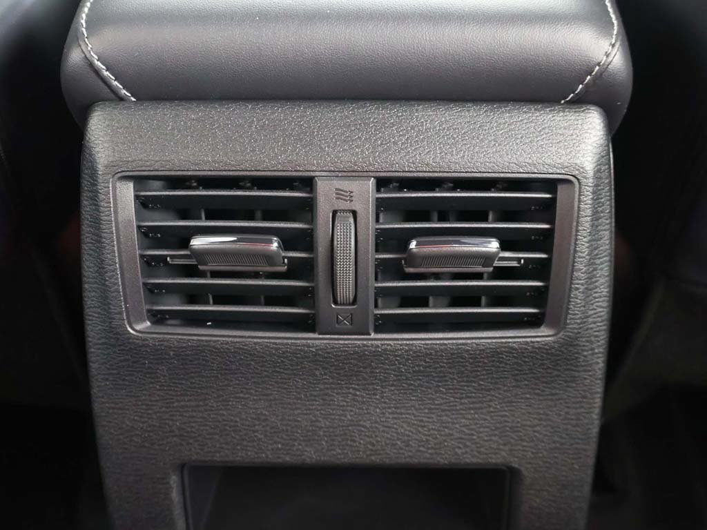 New 2026 Mitsubishi Outlander LE AWD/4WD image 54