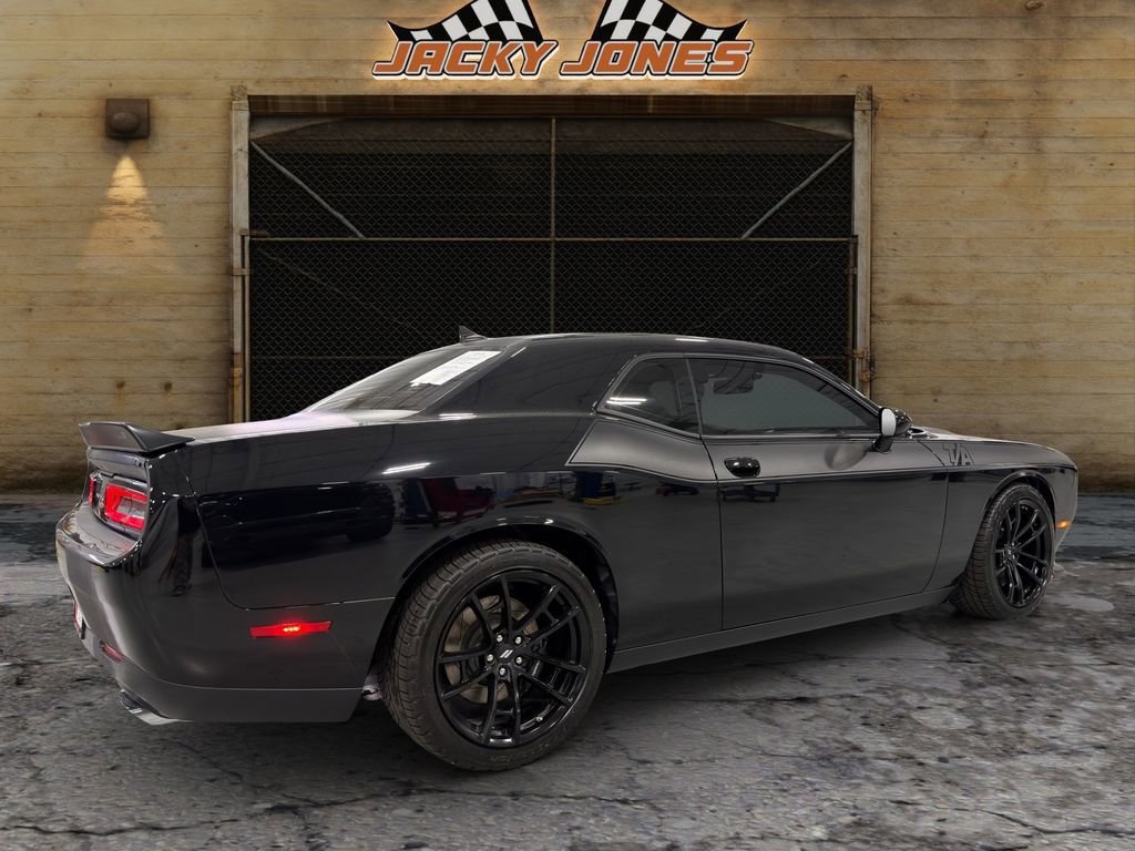 Used 2018 Dodge Challenger T/A RWD image 9