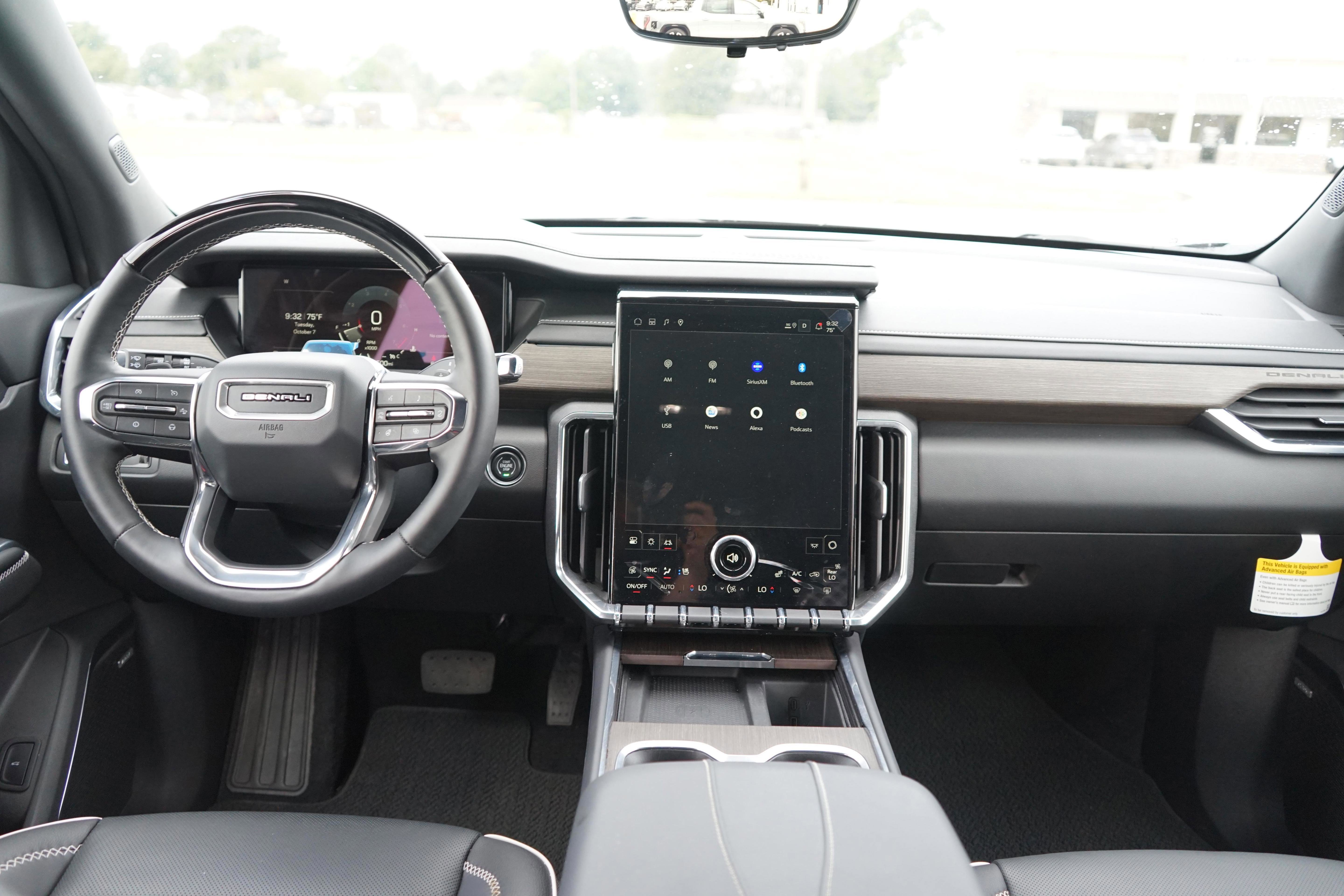 New 2025 GMC Acadia Denali w/ Super Cruise Package image 21