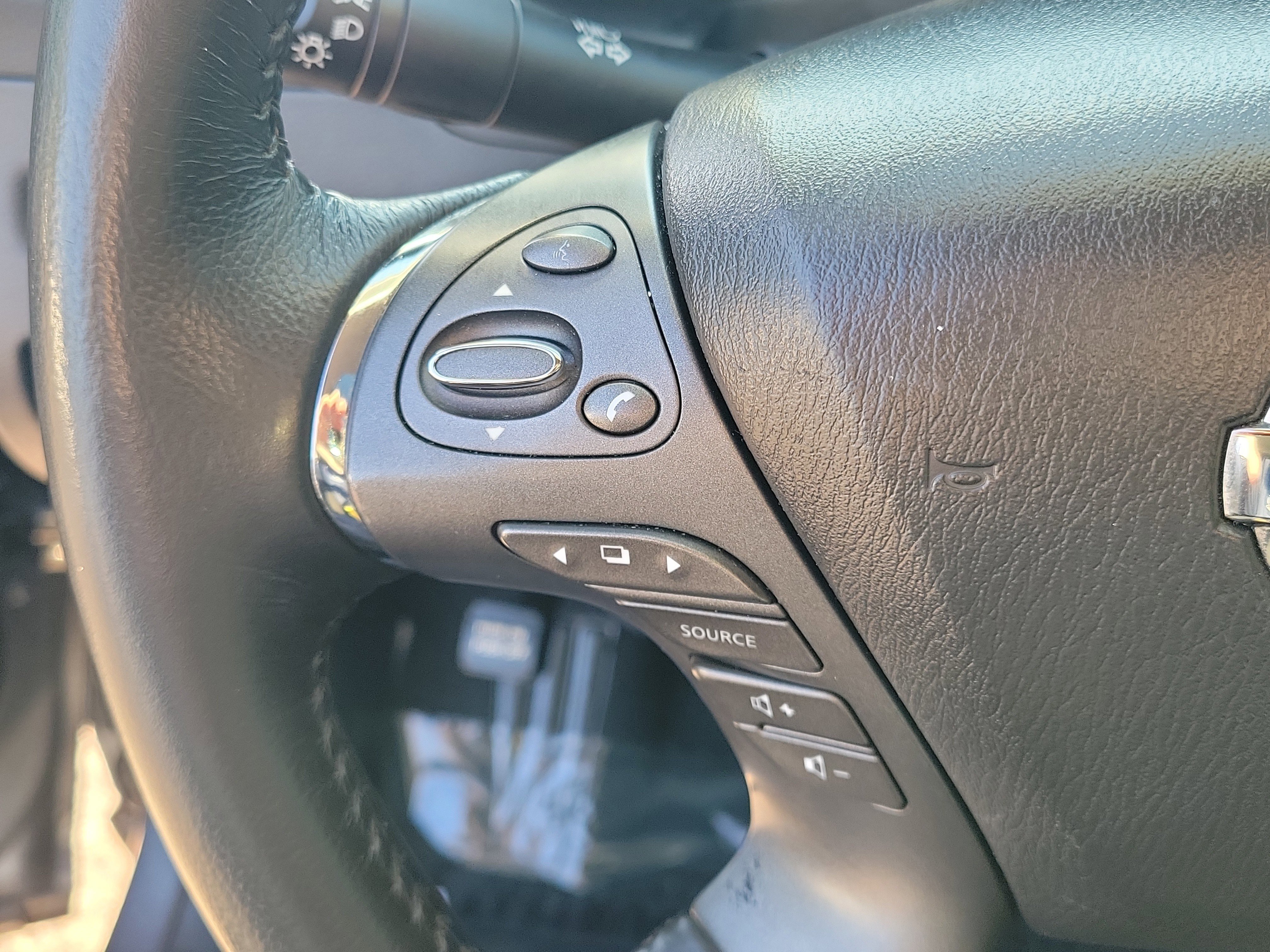 Used 2019 Nissan Murano SV w/ Premium Package image 29