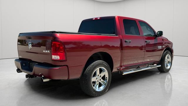 Used 2017 RAM 1500 Express AWD/4WD image 5