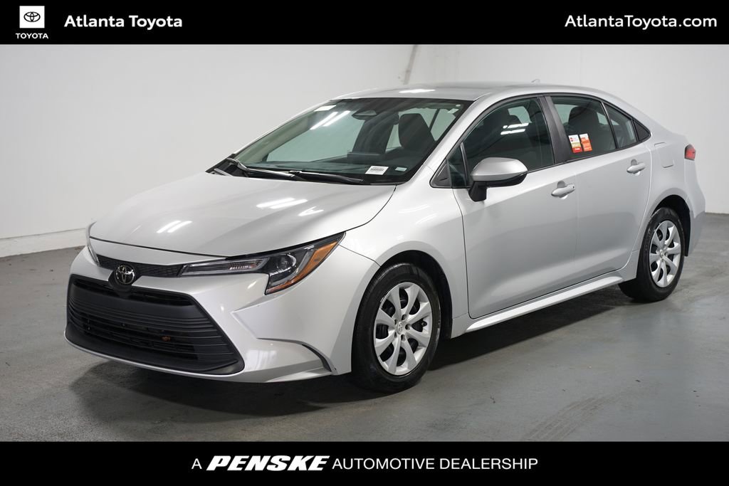 Certified 2024 Toyota Corolla LE image 1