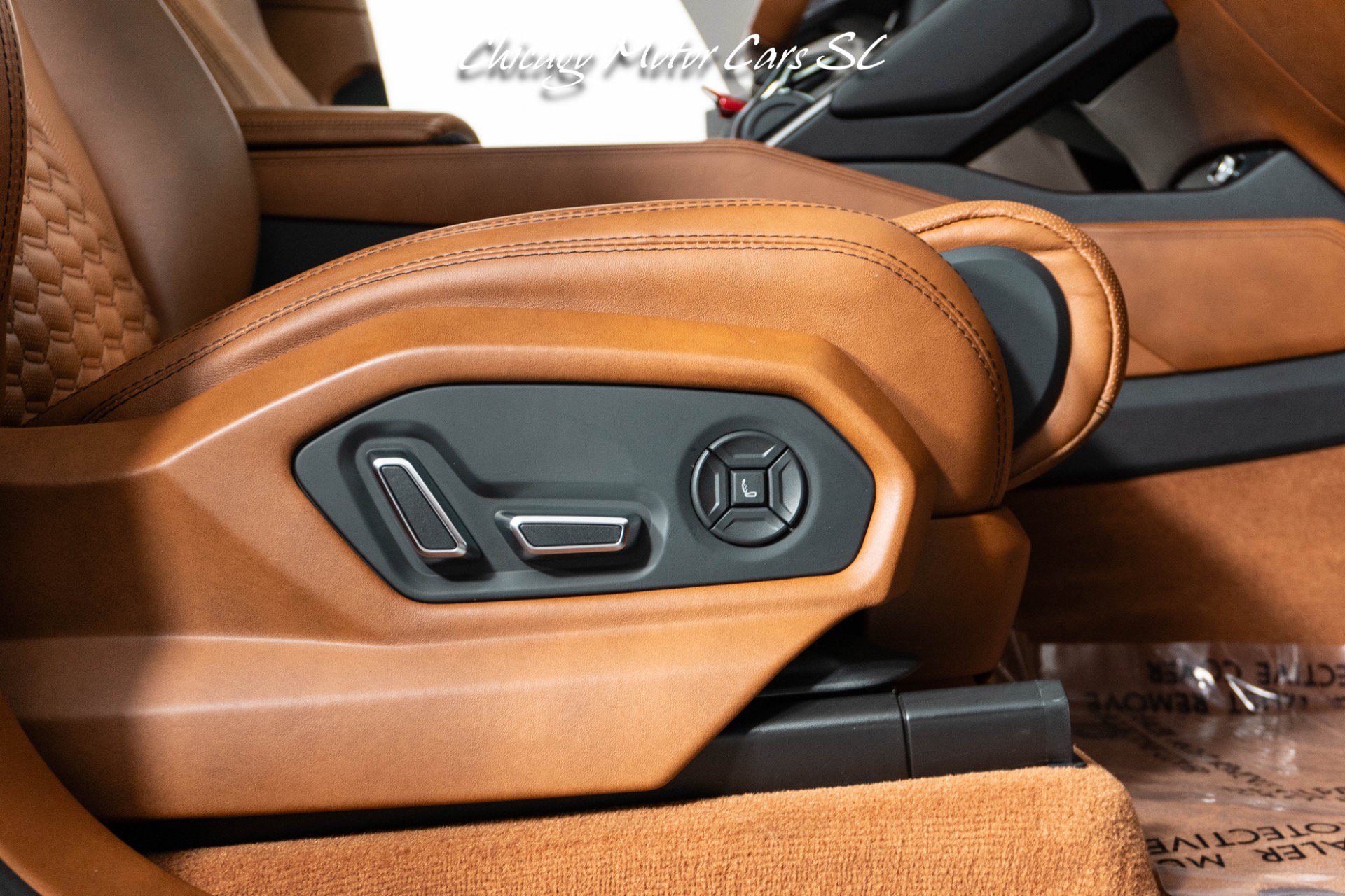 Used 2021 Lamborghini Urus AWD/4WD image 54